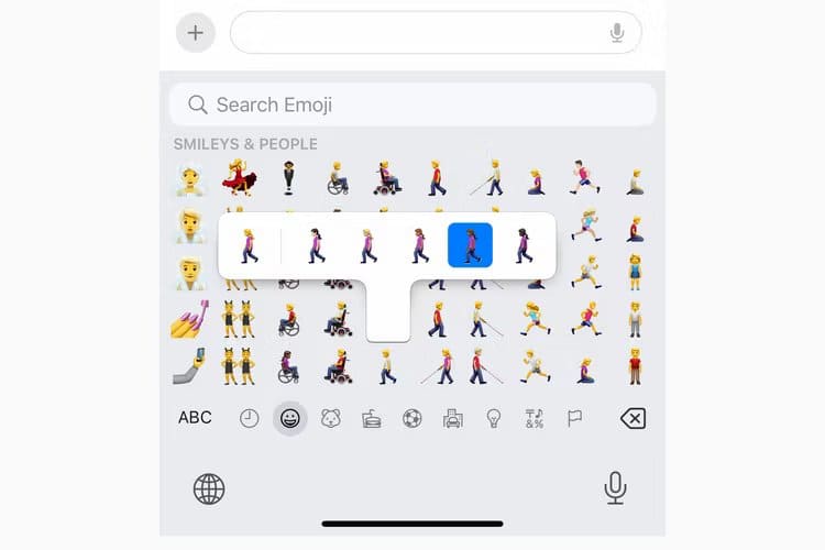 apple-ios-17-4-emoji-keyboard-smileys-and-people-section-skin-selector iOS 17.4: كيفية استخدام جميع ميزات iPhone الجديدة