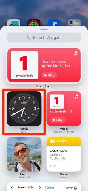 apple-ios-17-4-home-screen-widget-gallery-clock-app-selected iOS 17.4: كيفية استخدام جميع ميزات iPhone الجديدة