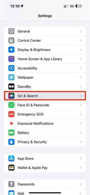 apple-ios-17-4-setting-app-siri-and-search-option-highlighted iOS 17.4: كيفية استخدام جميع ميزات iPhone الجديدة