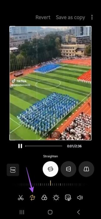 crop-video-gallery-app-samsung-473x1024-1 كيفية تنزيل مقاطع فيديو TikTok بدون علامة مائية على iPhone وAndroid