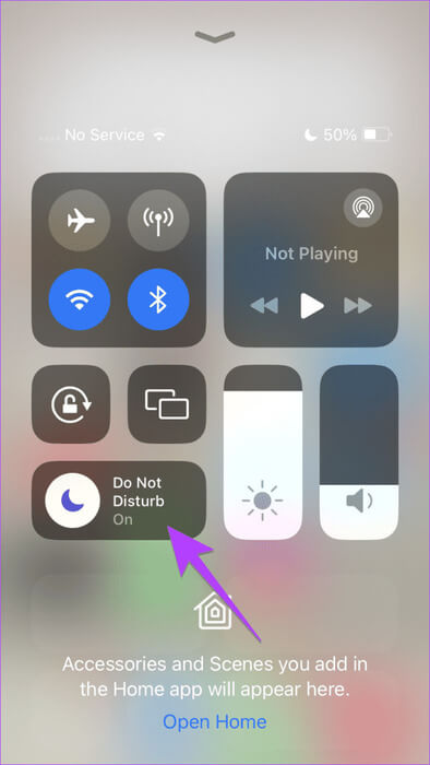 iPhone-turn-off-focus-576x1024-1 12 طريقة لإصلاح استمرار سطوع iPhone في التغير