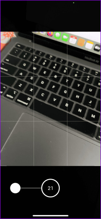 shoot-in-burst-mode-iphone-13-475x1024-1 أفضل 5 إعدادات للكاميرا لالتقاط صور بأفضل جودة من iPhone 13