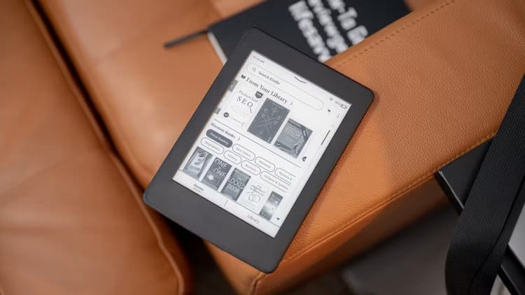 2b2acafc Kindle مقابل Nook: ما هو القارئ الإلكتروني الأفضل بالنسبة لك؟