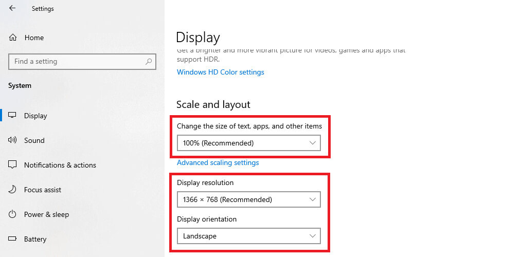 Under-Scale-and-layout-expand-the-drop-down-menu-for-Change-the-size-of-texts-apps-and-other-items-and-select-100-Recommended.-Click-on-Display-resolution-and-select-1366-x-768-Recommended كيفية إعادة ضبط إعدادات العرض في Windows 10