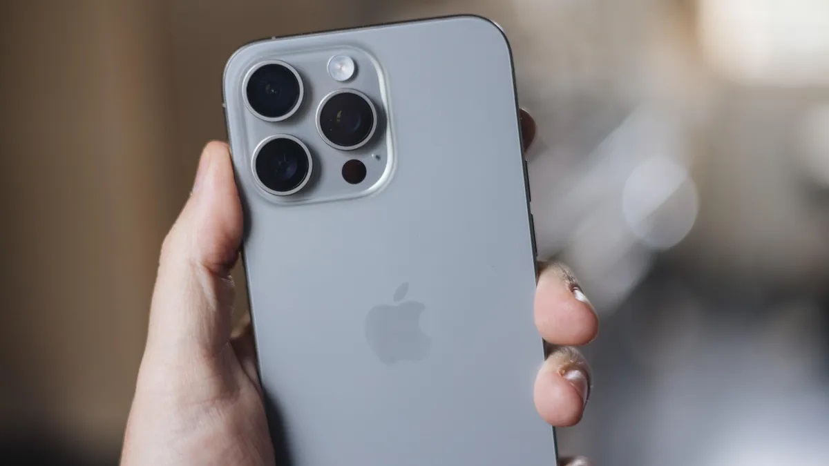 لماذا لا يعمل تسجيل الفيديو الخاص بـ iPhone 15 Pro وكيفية إصلاحه - %categories