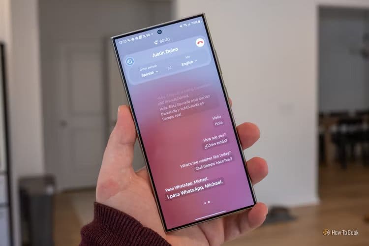 person-using-the-live-translate-ai-feature-durig-a-call-on-the-samsung-galaxy-s24-ultra-1 كيفية تتجنب التعرض للاحتيال على Venmo