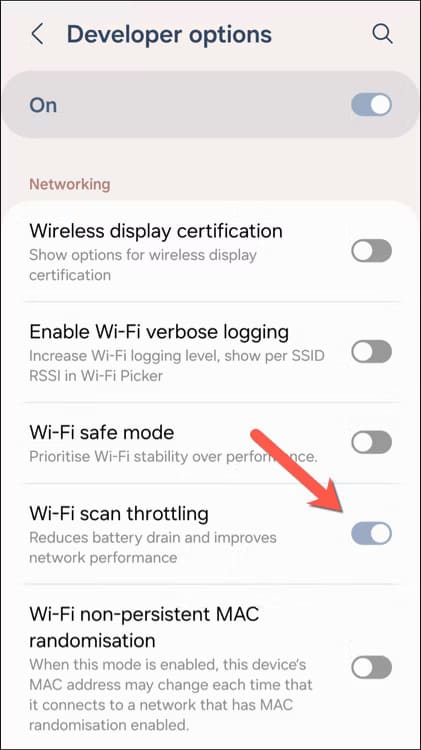 samsung-enable-wifi-scan-throttling أفضل الطرق لتعزيز اتصال Wi-Fi على هواتف Samsung Galaxy