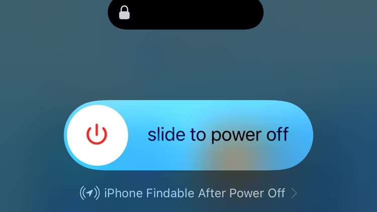 slide-to-power-off-screen-on-iphone-with-dynamic-island أسباب عدم شحن هاتف iPhone وكيفية حل المشكلة
