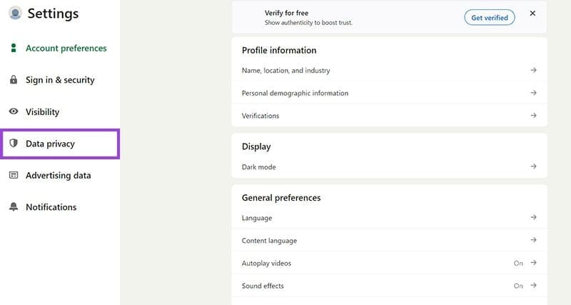 How-to-Stop-LinkedIn-from-Training-AI-on-Your-Data-on-Desktop-2 كيف تحمي بياناتك من الاستخدام في تدريب الذكاء الاصطناعي على LinkedIn