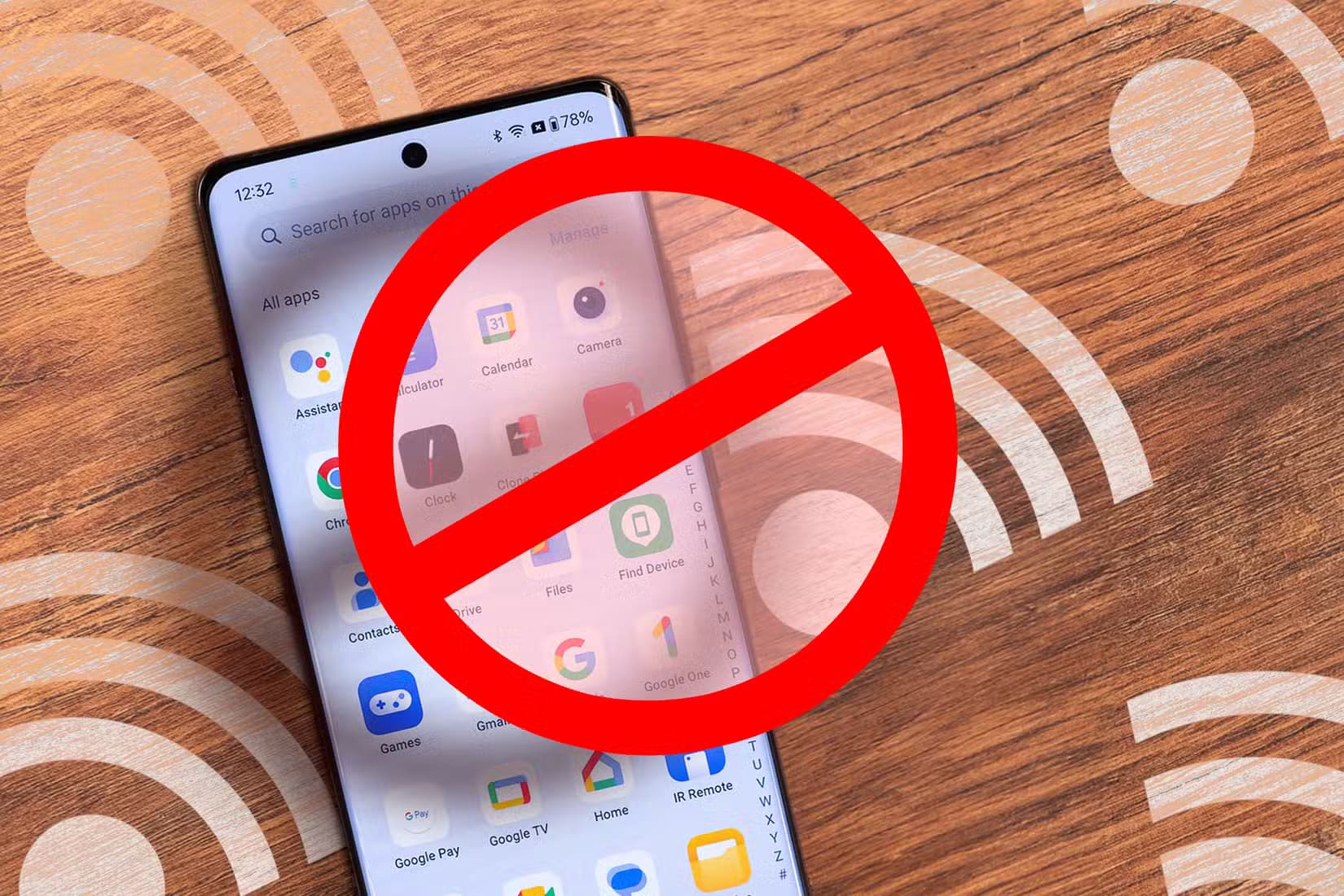 a-phone-in-the-app-drawer-with-several-wi-fi-icons-and-a-block-icon فوائد شبكة Wi-Fi للضيوف وكيفية استخدامها بأمان