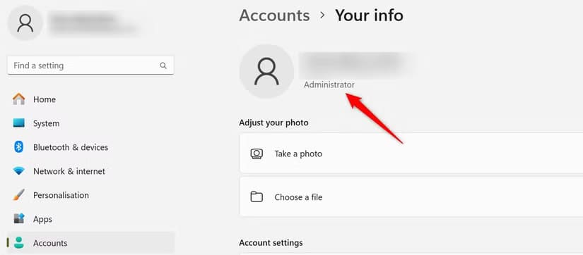 2-checking-the-account-type-in-the-windows-settings-app طرق فعالة لحماية جهازك على شبكة Wi-Fi العامة في نظام Windows
