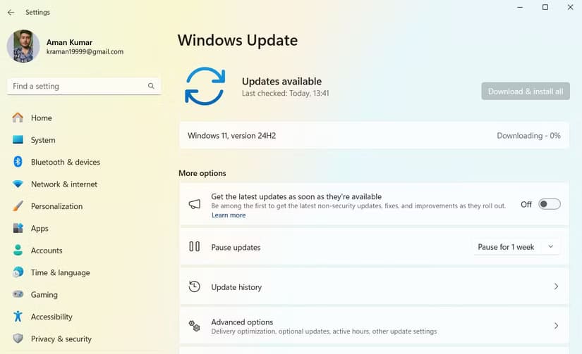 downloading-24h2-update-on-windows-11 كيفية تنزيل وتثبيت تحديث Windows 11 24H2 بسهولة