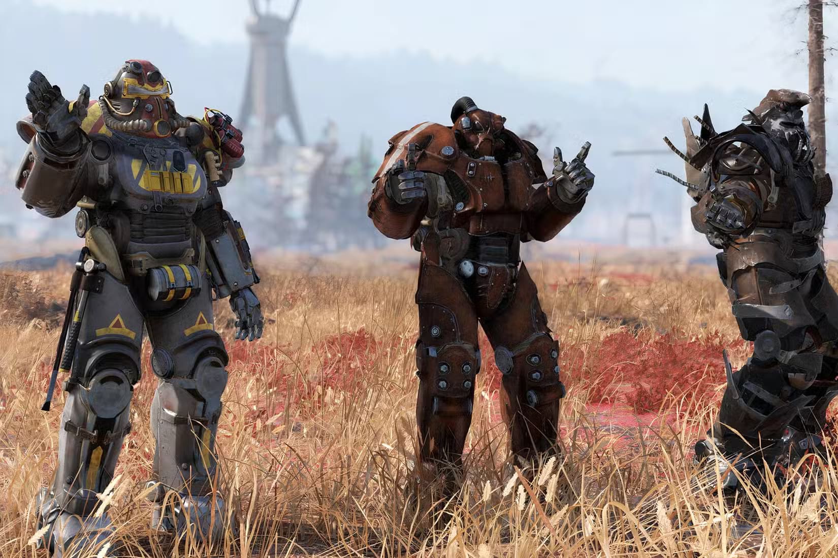 fallout-76-players-with-power-armor-1 10 ألعاب تحولت من سيئة إلى رائعة وتستحق التجربة الآن