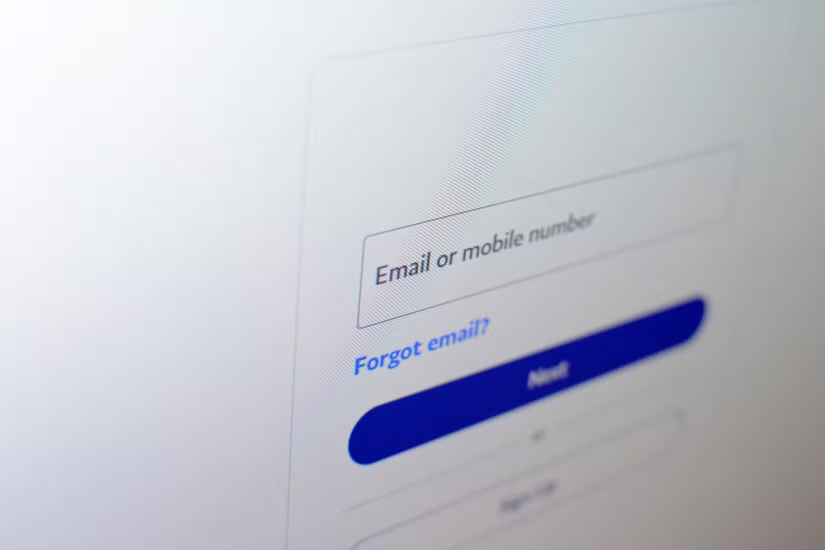 genericwebsitelogin1 مهام يومية يمكن أتمتتها بسهولة باستخدام Regex