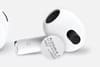 hold-camera-control-to-record-a-video-4 كيفية التمييز بين أجيال AirPods واختيار الأنسب لك