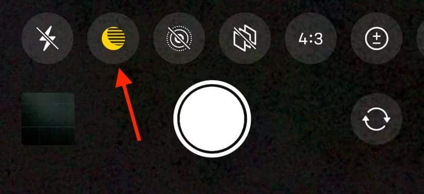 night-mode-icon-in-camera-app-on-iphone طريقة التقاط صور بتعرض طويل على iPhone بخطوات بسيطة