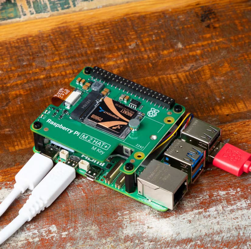 pi-hat-3 هل محرك NVMe ضروري لتحسين أداء Raspberry Pi 5؟