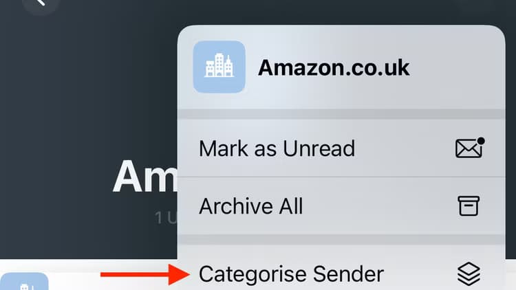 categorize-sender-option-for-sender-in-category-in-mail-app-on-iphone تعرف على كيفية إيقاف فئات البريد الإلكتروني على iPhone بسهولة