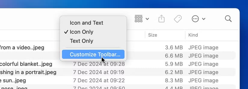 customize-the-finder-toolbar لماذا تفعيل شريط مسار Finder وأيقونة المسار على Mac يحسن تجربتك