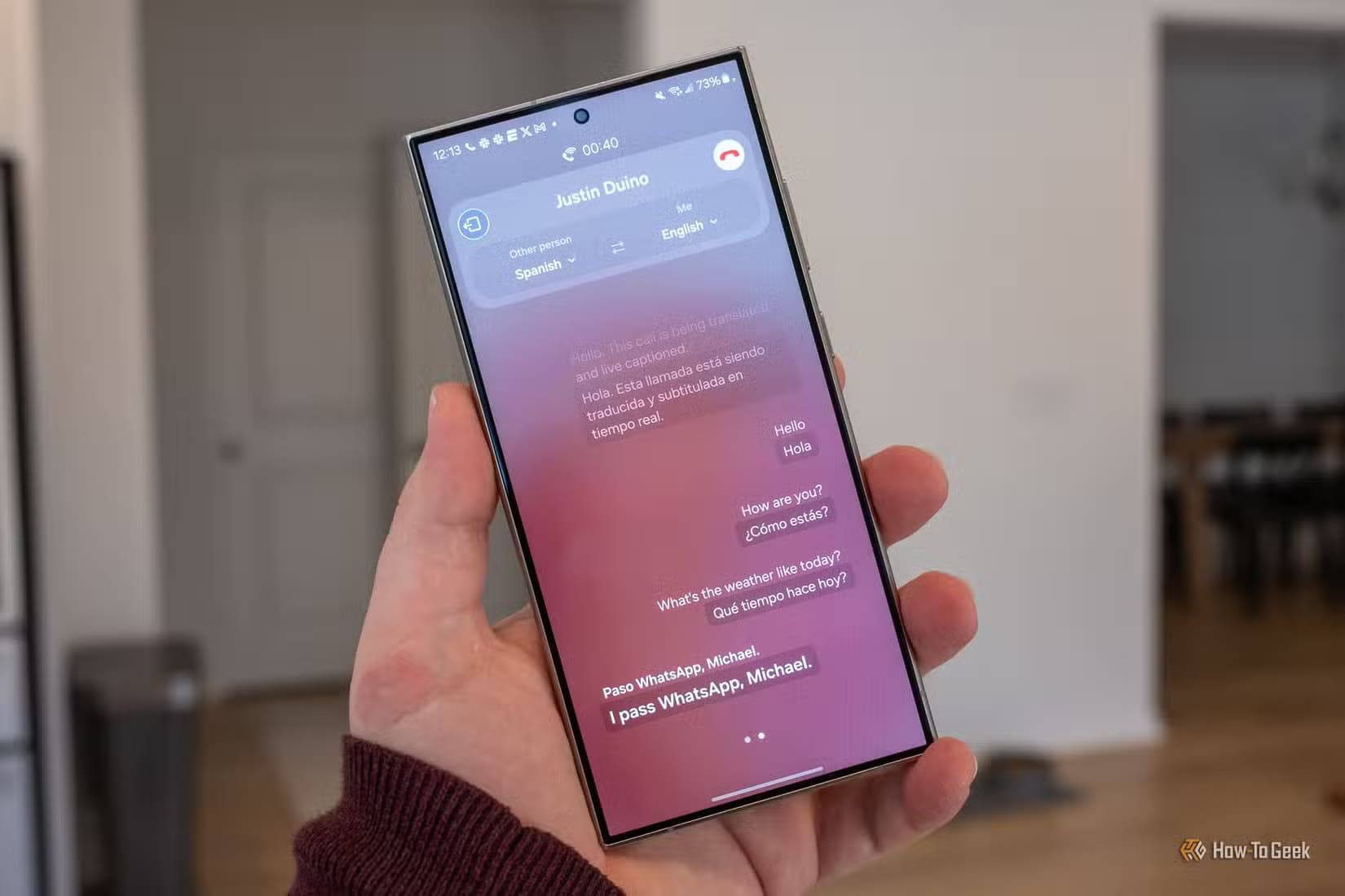 person-using-the-live-translate-ai-feature-durig-a-call-on-the-samsung-galaxy-s24-ultra-1 أهم محطات أندرويد في 2024 التي يجب عليك معرفتها