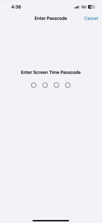 screen-time-passcode-screen-in-iphone كيفية منع أطفالك من إجراء عمليات شراء غير مرغوب فيها على iPhone و iPad