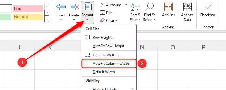 the-autofit-column-width-in-excel-s-format-drop-down-in-the-home-tab-is-selected طرق تعديل عرض الأعمدة في Excel ليتناسب مع البيانات تلقائيًا