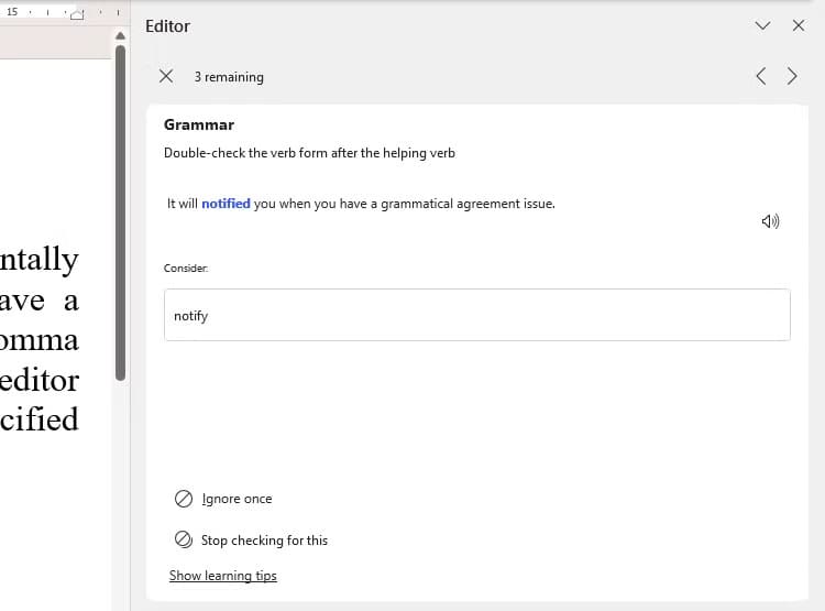 the-editor-pane-in-microsoft-word-showing-a-grammatical-error-and-suggested-amendments ما مدى كفاءة ودقة محرر Microsoft في تحسين الكتابة؟