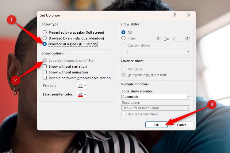 the-set-up-show-dialog-box-in-powerpoint-with-the-settings-adjusted-to-activate-a-rolling-slideshow طرق إبداعية للاستفادة من PowerPoint في حياتك اليومية