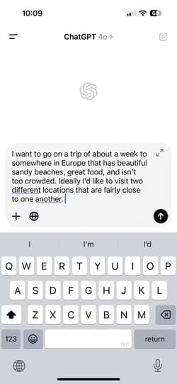 trip-planning-prompt-in-chatgpt-app-on-iphone كيفية الاستفادة من روبوتات الدردشة الذكية لتنظيم رحلاتك والتسوق وإدارة المهام اليومية