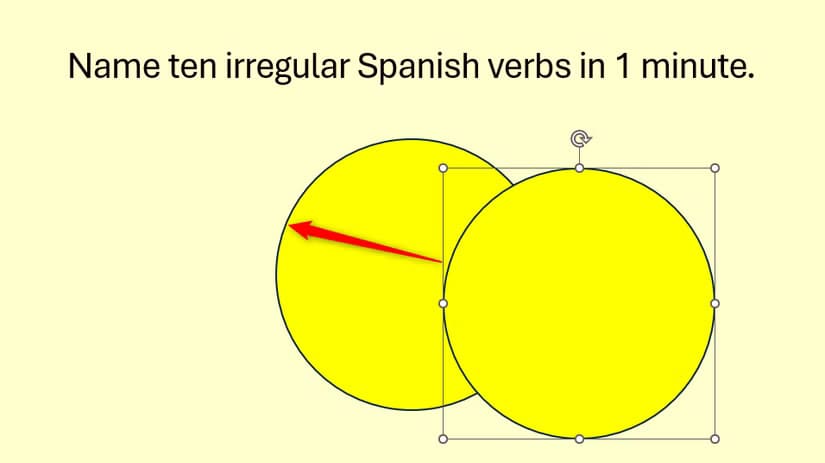 two-circles-in-powerpoint-with-one-being-moved-to-entirely-cover-the-other طرق إبداعية للاستفادة من PowerPoint في حياتك اليومية