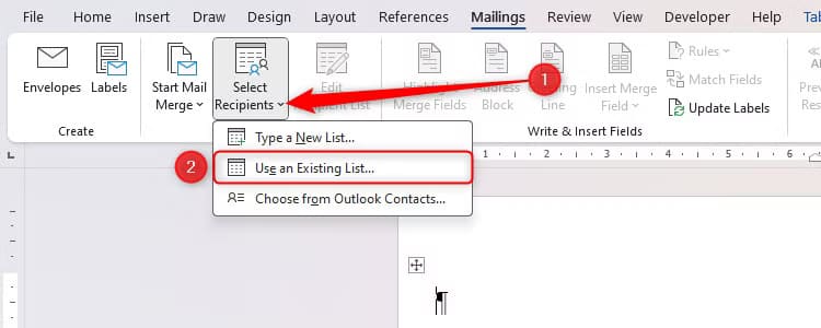 word-s-select-recipients-button-with-use-an-existing-list-selected كيفية الاستفادة من تطبيقات Microsoft لتبسيط الاحتفالات