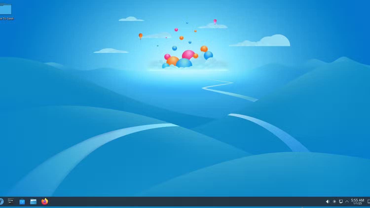 4-fedora-kde-spin-desktop-overview الفرق بين GNOME وKDE Plasma واختيار الأفضل بينهما لأجهزة سطح المكتب بنظام Linux