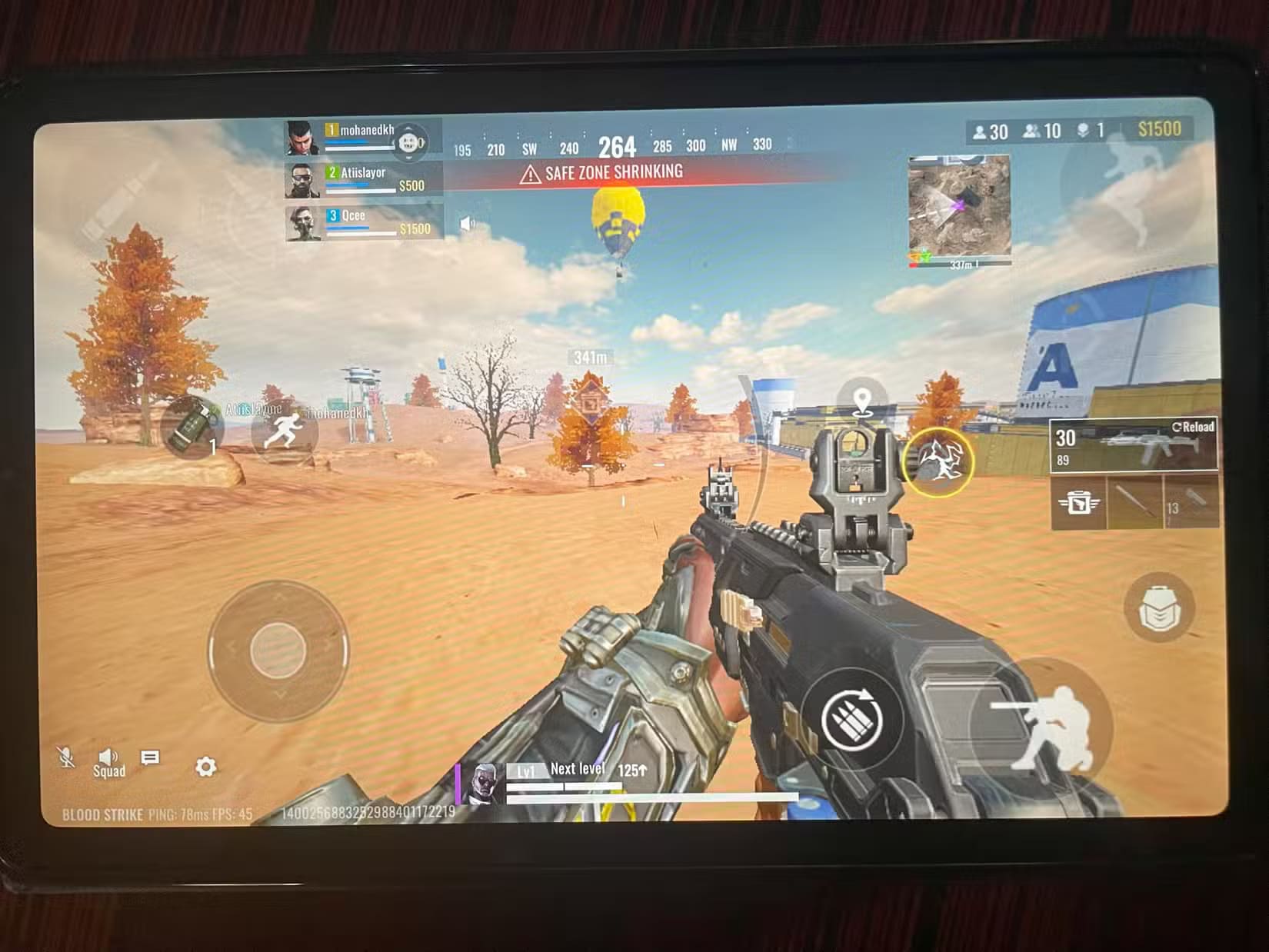 blood-strike-match-tablet-android لماذا أصبحت الألعاب على الأجهزة اللوحية التجربة المثالية مقارنة بالهواتف
