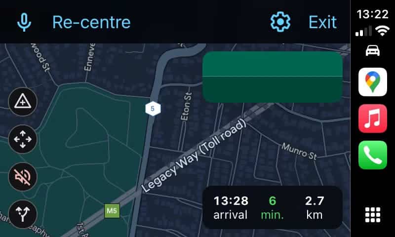 four-buttons-in-driving-view-on-google-maps-carplay كيفية الاستفادة من خرائط Google للملاحة عبر Apple CarPlay