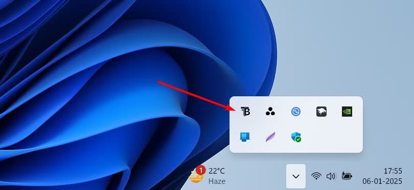 translucenttb-app-in-the-system-tray-area طريقة جعل شريط المهام في Windows 11 أكثر شفافية وجاذبية