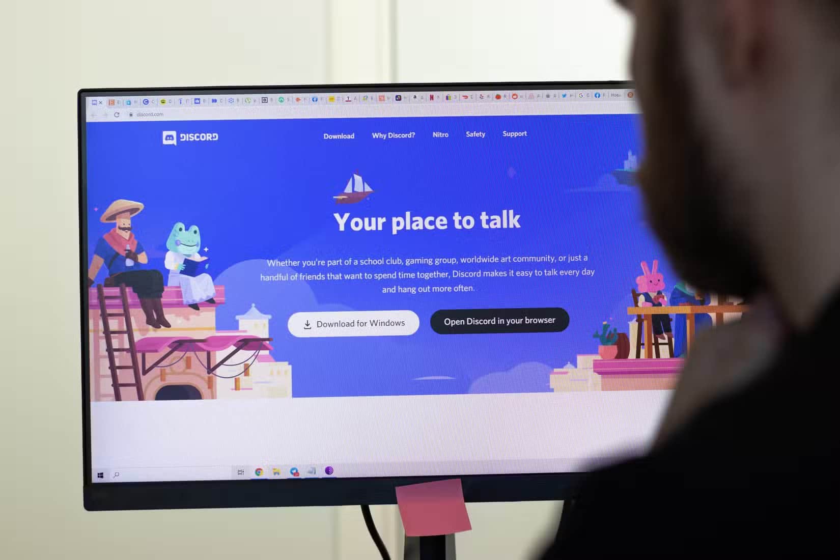 shutterstock_1965191932 طريقة تعطيل تراكب اللعبة في Discord لتحسين الأداء وتجربة اللعب