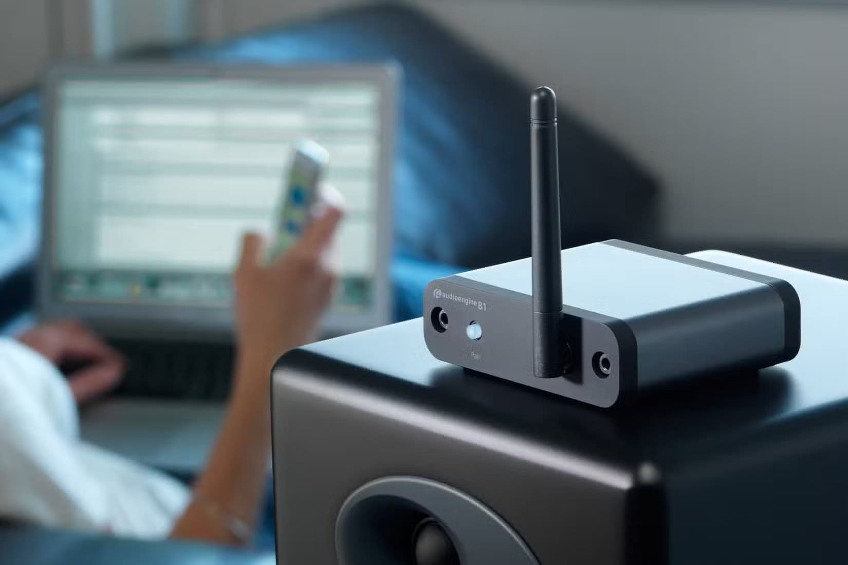 best-bluetooth-audio-receivers-audioengine-b1 كيف تمنح أجهزتك القديمة حياة جديدة في المنزل الذكي