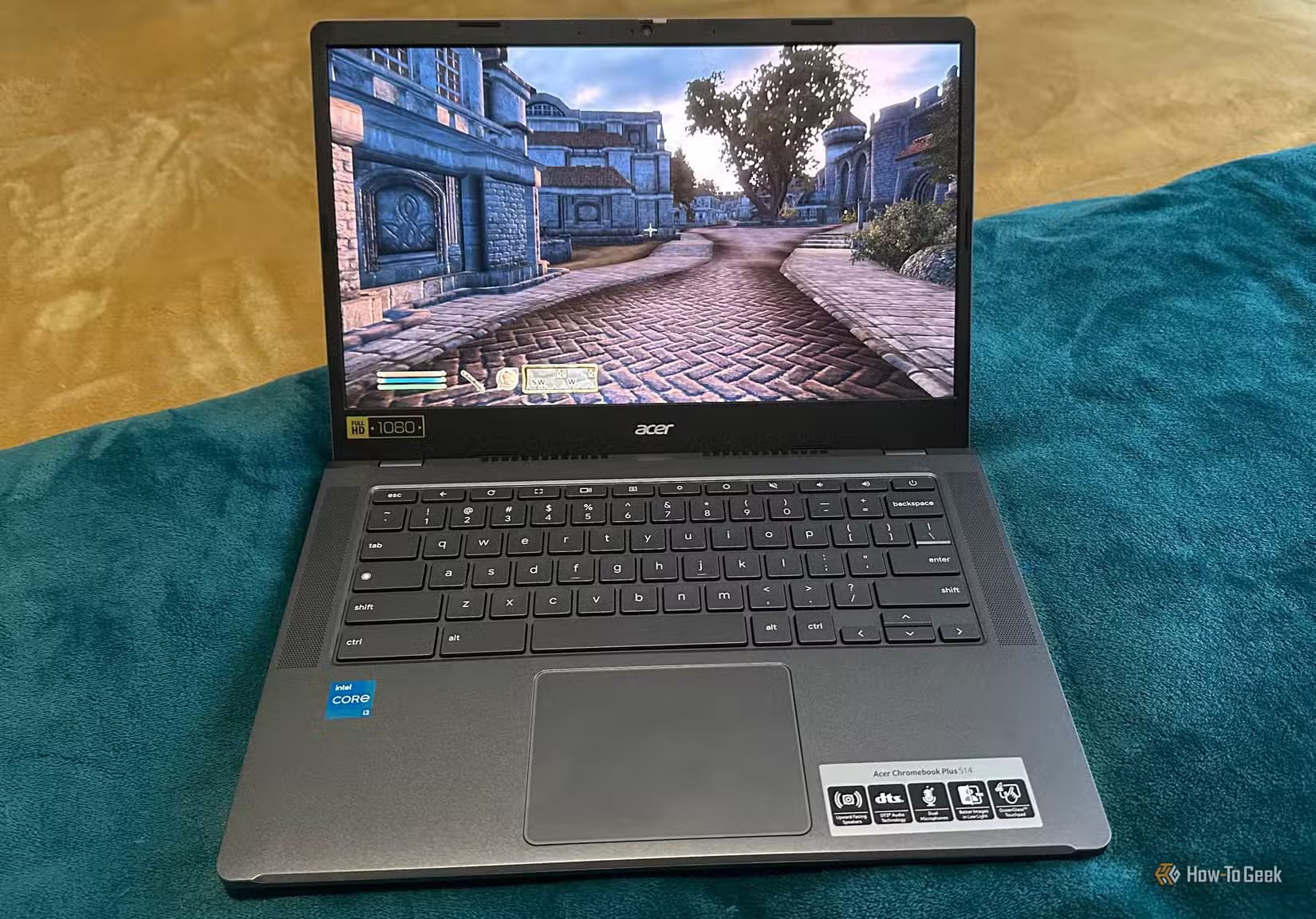 a-chromebook-plus-playing-elder-scrolls-oblivion-1 ما هي الألعاب التي يمكن تشغيلها على أجهزة Chromebook الحديثة وكفاءة أدائها