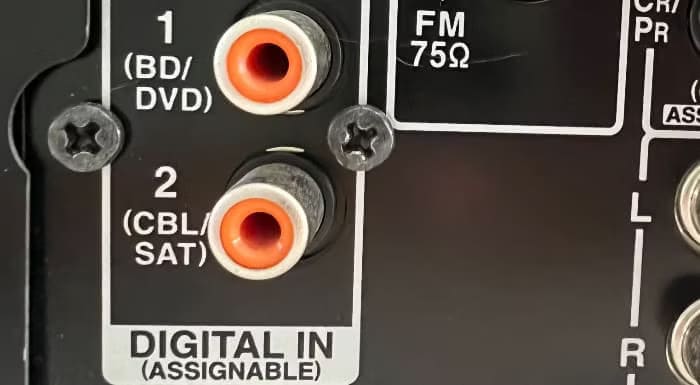 home-theater-wiring-digital-audio-coaxial أسرار منافذ قديمة في جهاز استقبالك قد تفيدك أكثر مما تتوقع