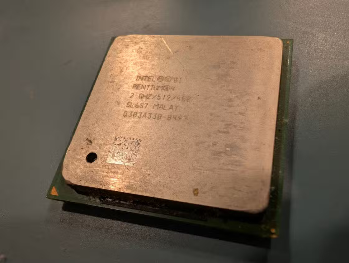 pxl_20250515_185247244-raw-01-mp-cover قائمة المستلزمات الضرورية لتجميع جهاز كمبيوتر جديد بنجاح