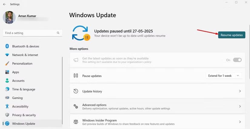 resume-updates-button-in-the-windows-settnigs-menu تخلّص من هذه العادات لتسريع Windows 11 وتحسين أدائه