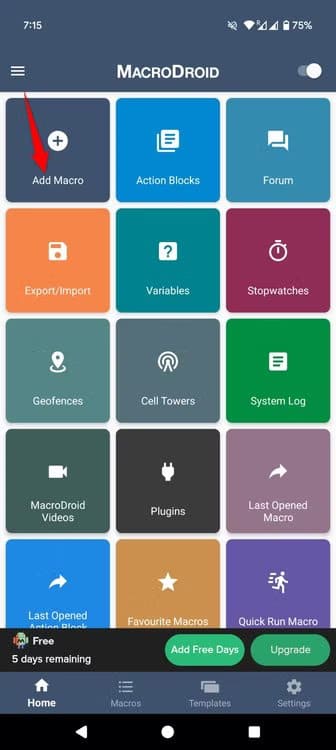 1-macrodroid-add-macro كيف تجعل هاتف Android يفتح تطبيقًا تلقائيًا عند توصيل السماعات