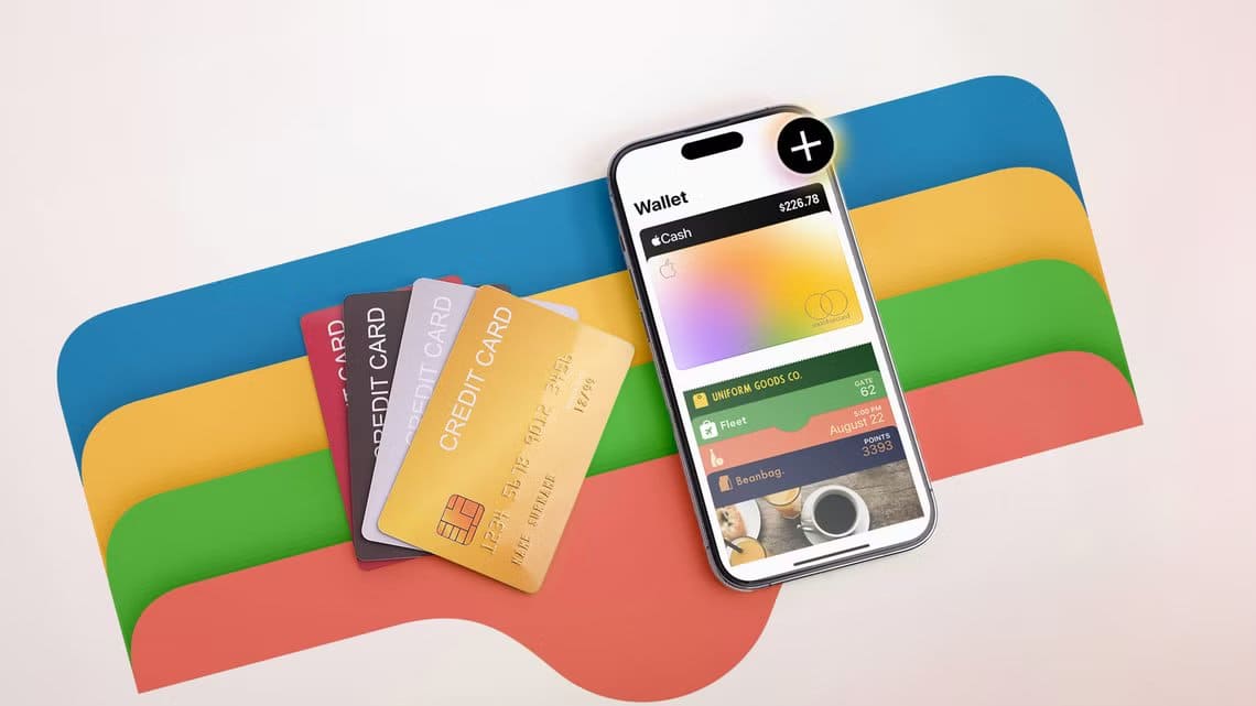 an-iphone-with-the-apple-wallet-app-open-some-credit-cards-next-to-it-and-the-apple-wallet-logo-in-the-background-1 عناصر ذكية يمكن إضافتها إلى Apple Wallet لتسهيل يومك