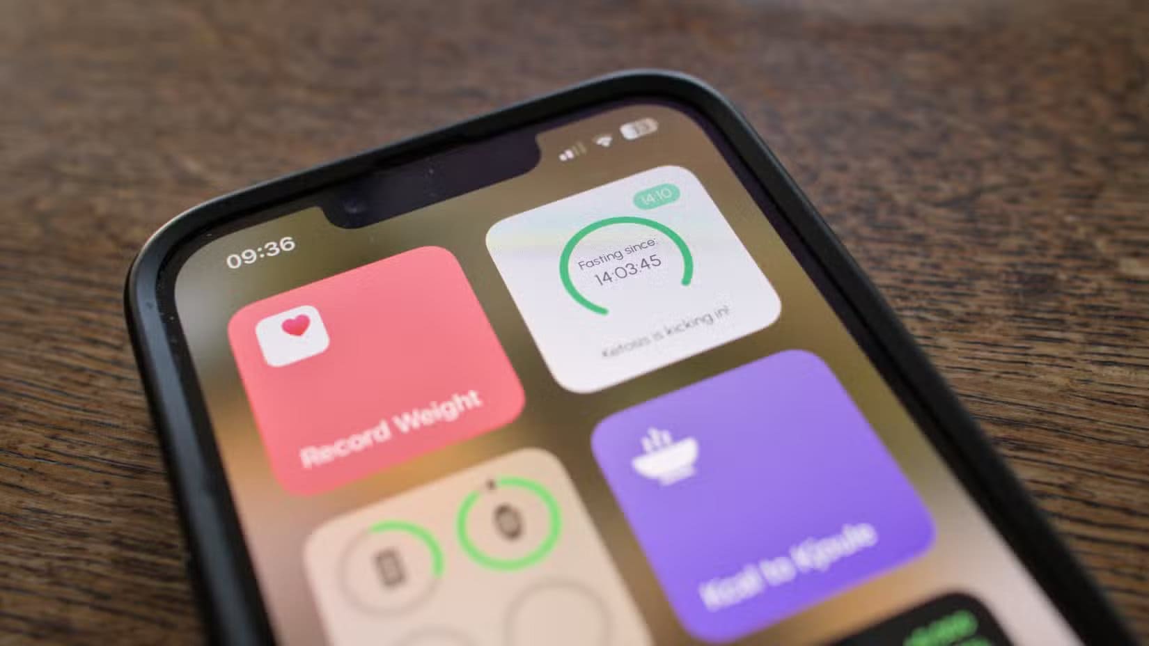 fastic-fasting-timer-on-an-iphone-13-pro خسارة الوزن بفعالية مع هاتف iPhone