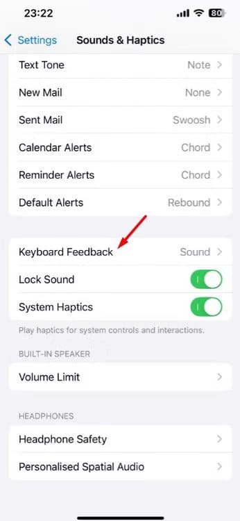 keyboard-feedback-option-in-the-iphone-settings-app 9 مشاكل في iPhone يلاحظها المستخدمون بعد تحديث iOS 26