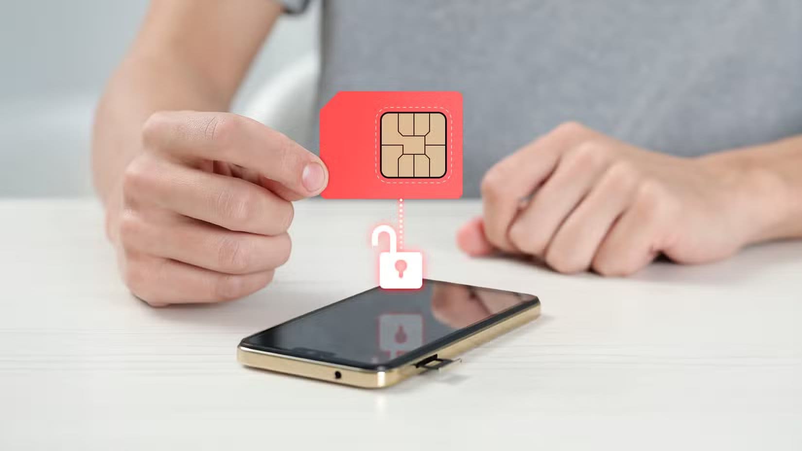 a-hand-holding-a-sim-card-above-a-phone-with-an-unlocked-icon سلوكيات يومية تضعف أمان هاتفك Android بشكل كبير