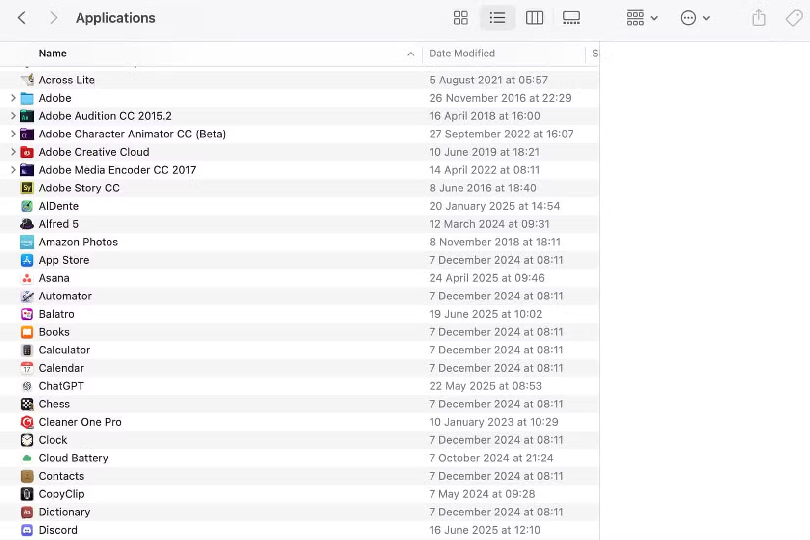 applications-in-the-applications-folder-on-mac حل مشكلة اختفاء التطبيقات من Spotlight في Mac