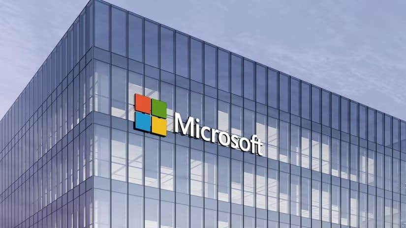 Microsoft-building لماذا فشل سكايب بعد أن كان التطبيق الأول للمكالمات