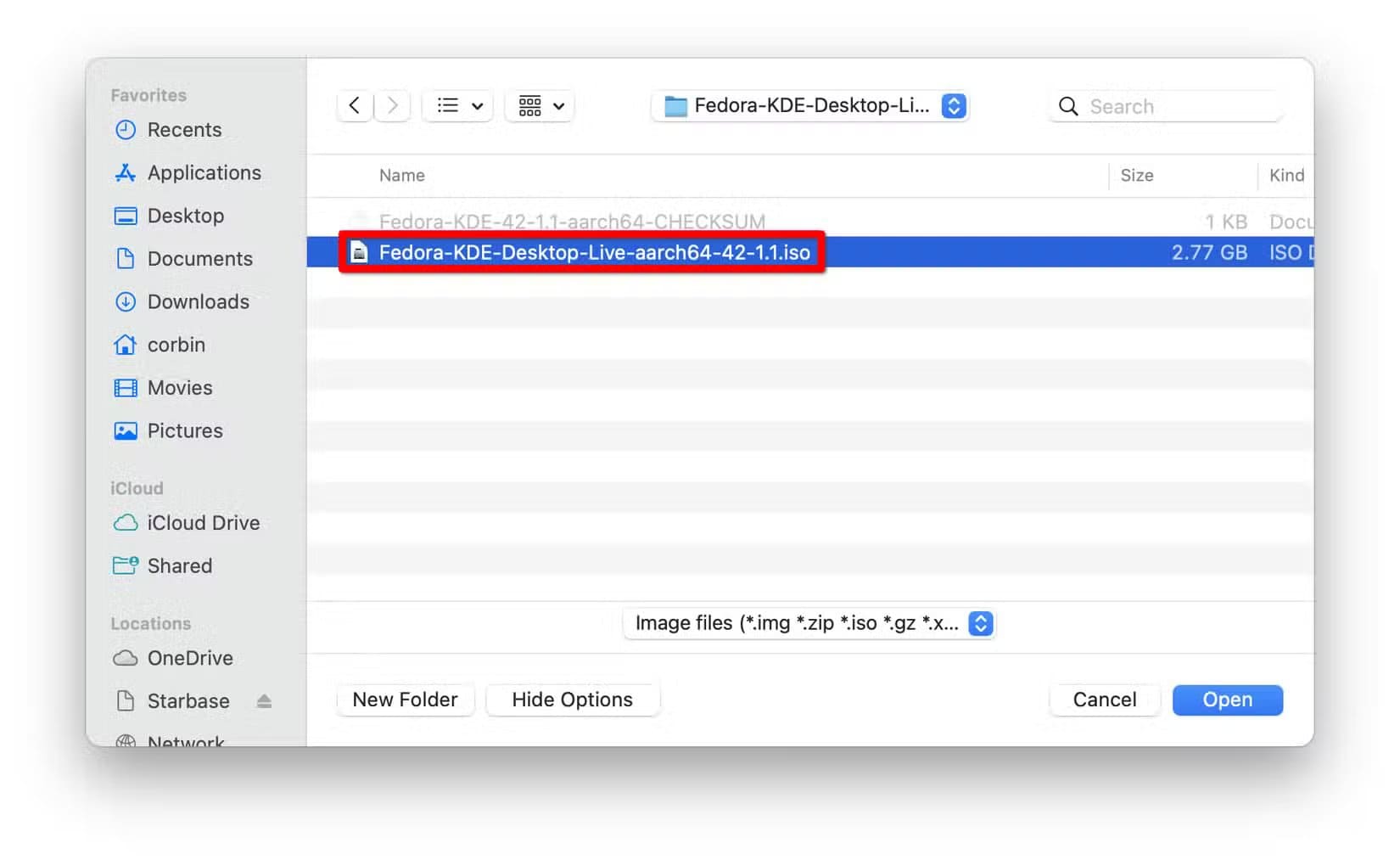 a-mac-file-browser-dialog-with-a-red-box-around-a-fedora-iso-file طريقة إنشاء USB لتشغيل Linux على الكمبيوتر أو Mac