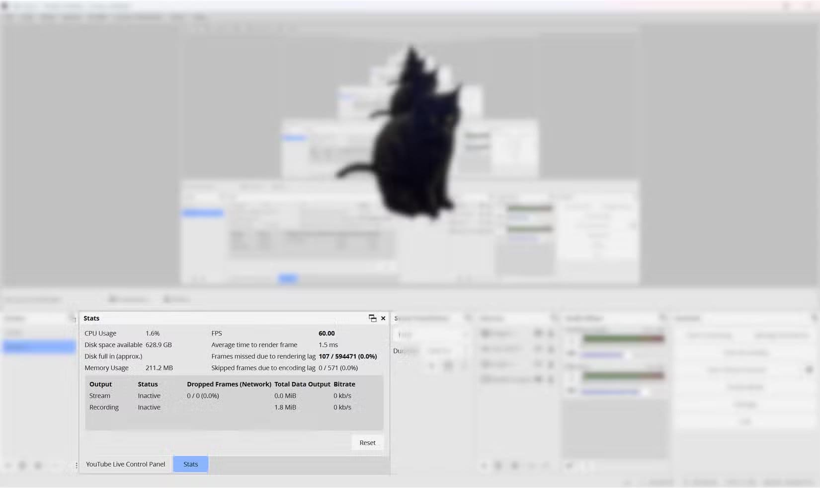 an-obs-layout-that-is-blurred-out-outside-of-two-docks-for-stream-statistics إعدادات OBS التي تجعل البث المباشر بجودة احترافية